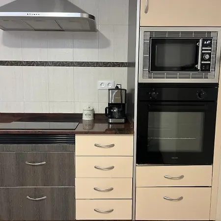 Дом отдыха Terraza 120 M2 Y Paellero - Metro & Aeropuerto